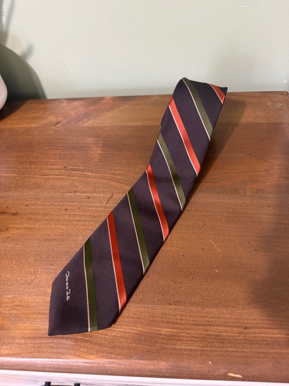 Mens Oscar de la Renta Striped Silk Neck Tie. Brown, orange, green